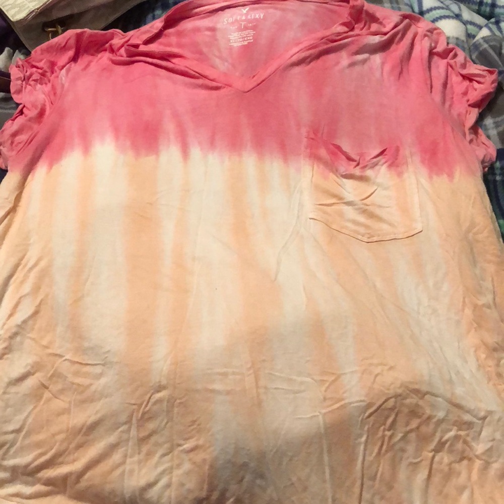 American Eagle tee
